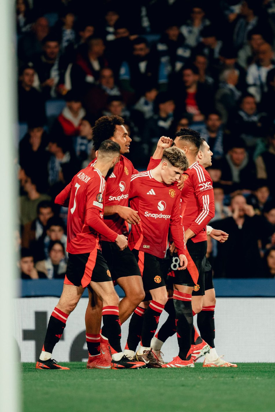 清晨皇家社会备战欧联,绝杀压哨细节曝光,压力陡增,控场能力受关注(新条令规定人员在位率) 清晨皇家社会备战欧联,绝杀压哨细节曝光,压力陡增,控场能力受关注(新条令规定人员在位率)