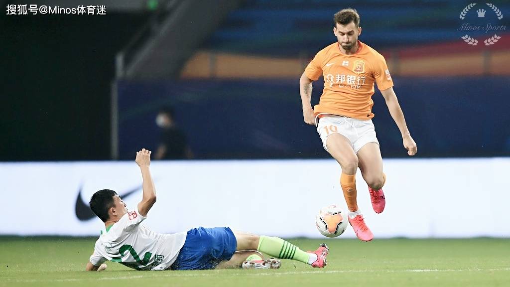 里尔发布备战花絮，赛后主帅复盘，中超任务艰巨，赛季目标并未改变的简单介绍