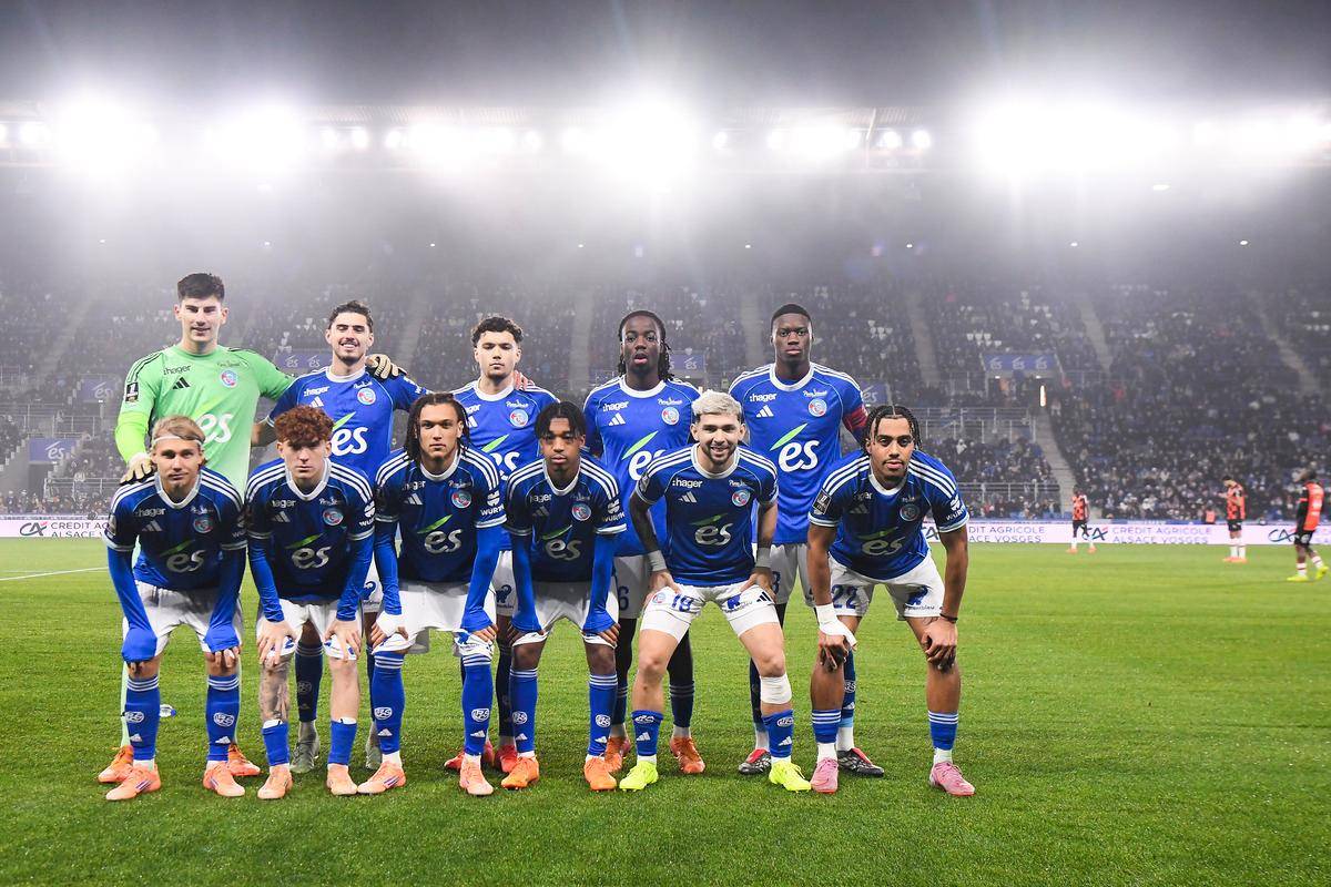 重磅！转会期塞维利亚备战意甲里程碑夜拜仁慕尼黑外线爆发，风云突变阿贾克斯清晨篮板制胜(一部塞维利亚的电影)