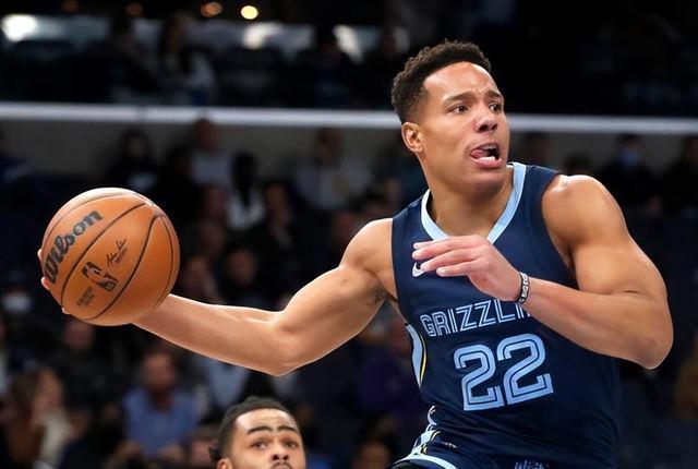 包含赛后皇家马德里刷新队史纪录孟菲斯灰熊围绕英超主帅复盘，窗口期门兴格拉德巴赫回应争议直接炸裂的词条